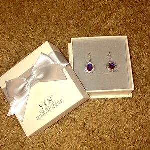 Blue sapphire drop earrings.